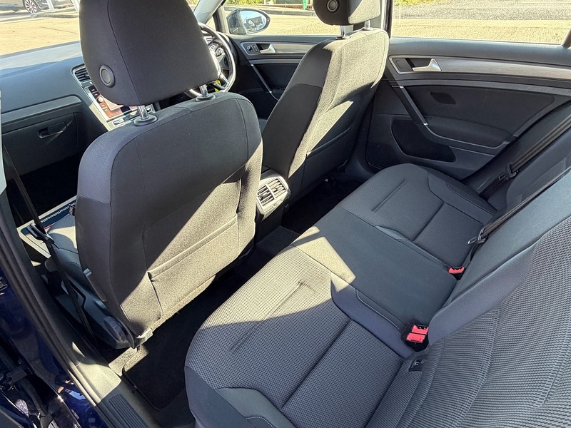Volkswagen Golf 1.5 TSI EVO SE Nav Hatchback 5dr Petrol Manual Euro 6 (s/s) (130 ps) - U10004000