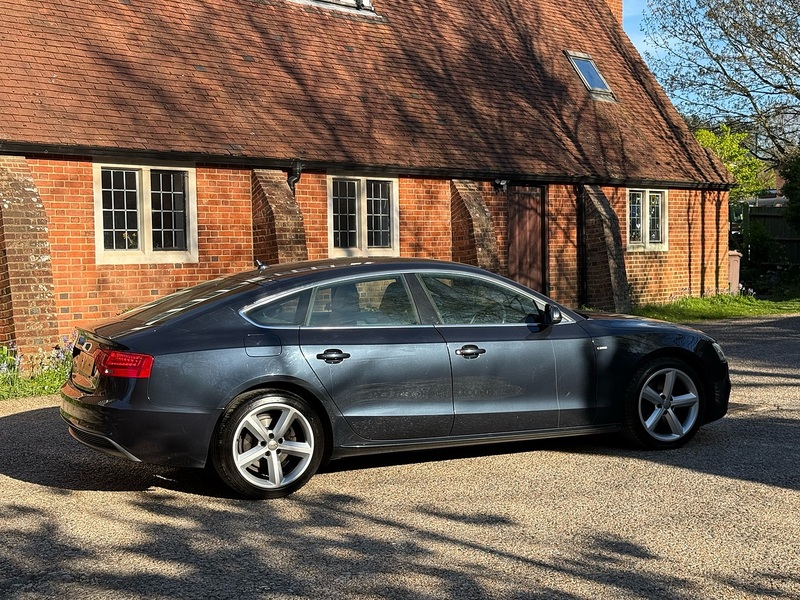 Audi A5 2.0 TDI S line Sportback 5dr Diesel Manual Euro 5 (s/s) (177 ps) - U10004003