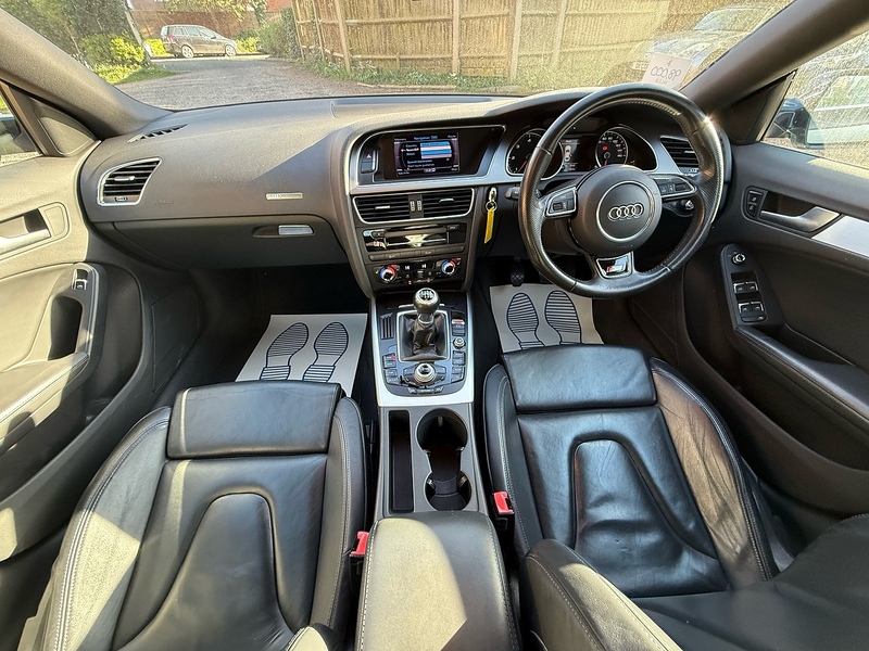 Audi A5 2.0 TDI S line Sportback 5dr Diesel Manual Euro 5 (s/s) (177 ps) - U10004003