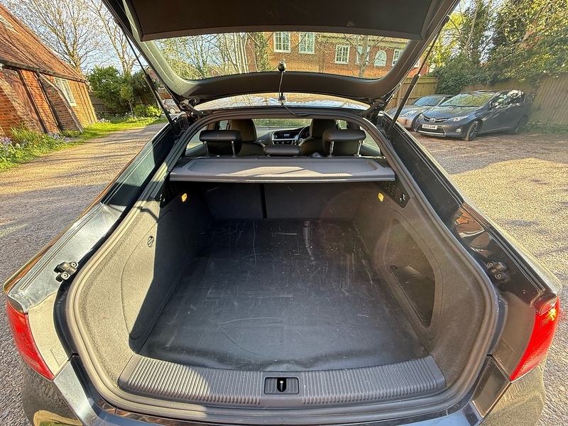 Audi A5 2.0 TDI S line Sportback 5dr Diesel Manual Euro 5 (s/s) (177 ps) - U10004003