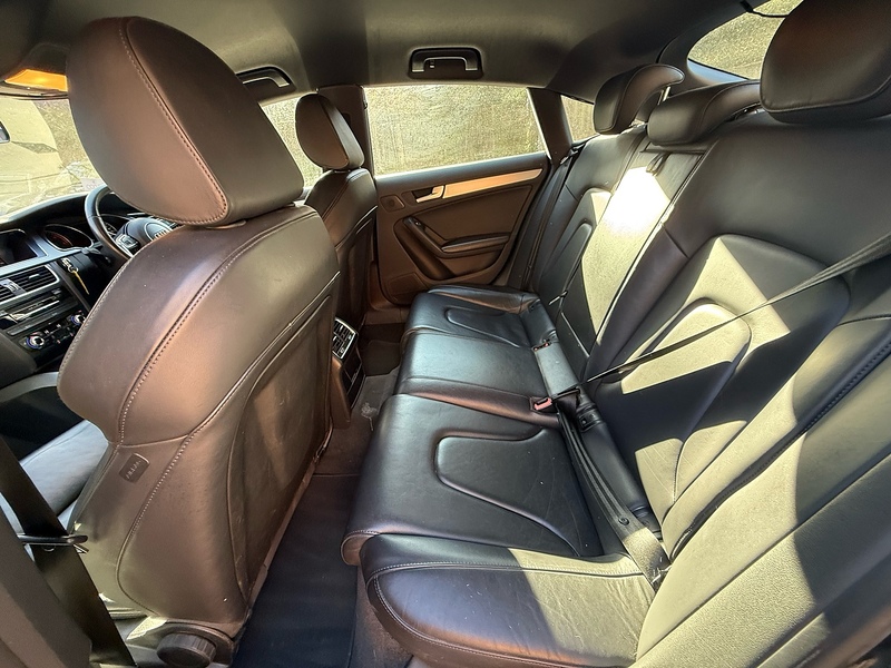 Audi A5 2.0 TDI S line Sportback 5dr Diesel Manual Euro 5 (s/s) (177 ps) - U10004003