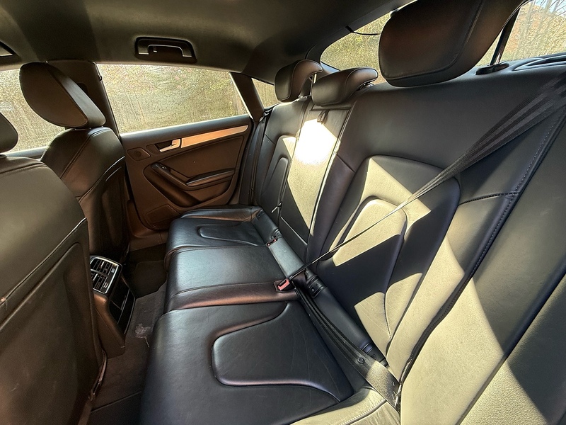 Audi A5 2.0 TDI S line Sportback 5dr Diesel Manual Euro 5 (s/s) (177 ps) - U10004003