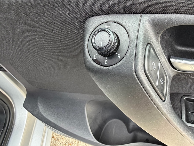 Volkswagen Polo 1.2 TSI BlueMotion Tech SE Hatchback 5dr Petrol DSG Euro 6 (s/s) (90 ps) - U10004004