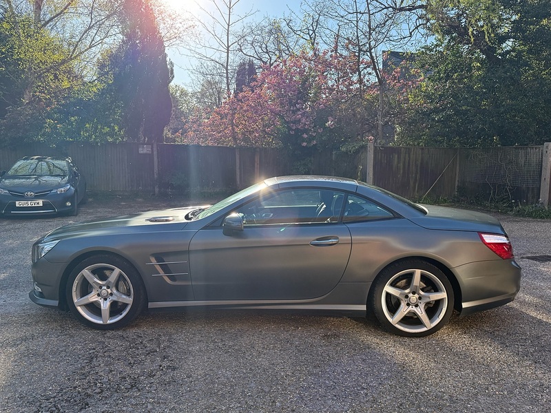 Mercedes-Benz SL 3.5 SL350 AMG Sport Convertible 2dr Petrol G-Tronic Euro 5 (s/s) (306 ps) - U10004005