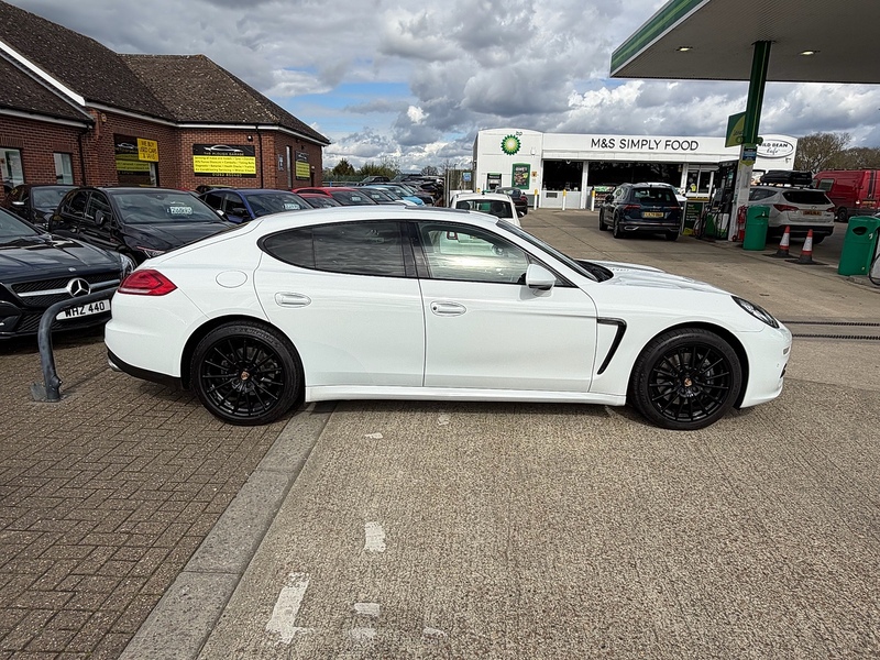 Porsche Panamera 3.0D V6 Hatchback 5dr Diesel TiptronicS Euro 5 (s/s) (250 ps) - U10004006