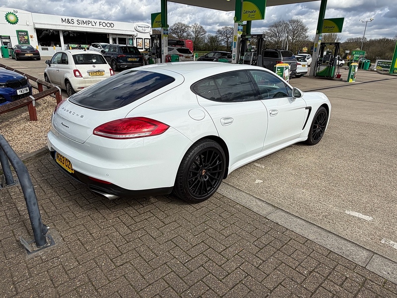 Porsche Panamera 3.0D V6 Hatchback 5dr Diesel TiptronicS Euro 5 (s/s) (250 ps) - U10004006