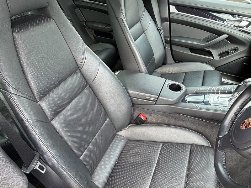 Porsche Panamera 3.0D V6 Hatchback 5dr Diesel TiptronicS Euro 5 (s/s) (250 ps) - U10004006