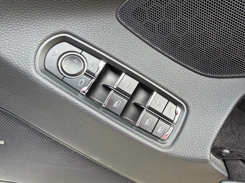 Porsche Panamera 3.0D V6 Hatchback 5dr Diesel TiptronicS Euro 5 (s/s) (250 ps) - U10004006