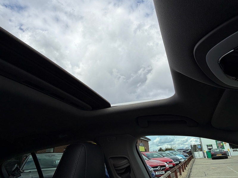 Porsche Panamera 3.0D V6 Hatchback 5dr Diesel TiptronicS Euro 5 (s/s) (250 ps) - U10004006