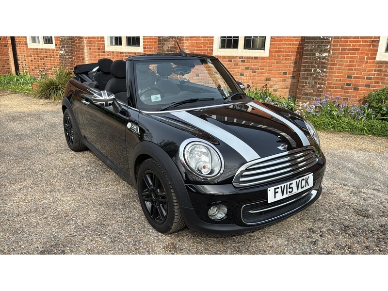 MINI Convertible 1.6 Cooper Convertible 2dr Petrol Manual Euro 6 (s/s) (122 ps) - U10004008