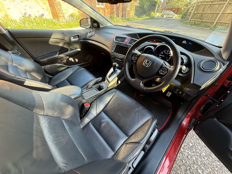 Honda Civic 1.8 i-VTEC SR Hatchback 5dr Petrol Auto Euro 5 (142 ps) - U10004011