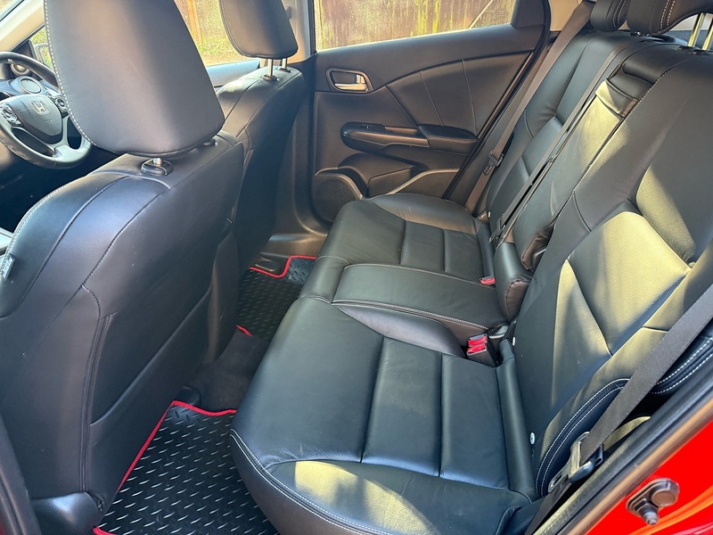 Honda Civic 1.8 i-VTEC SR Hatchback 5dr Petrol Auto Euro 5 (142 ps) - U10004011