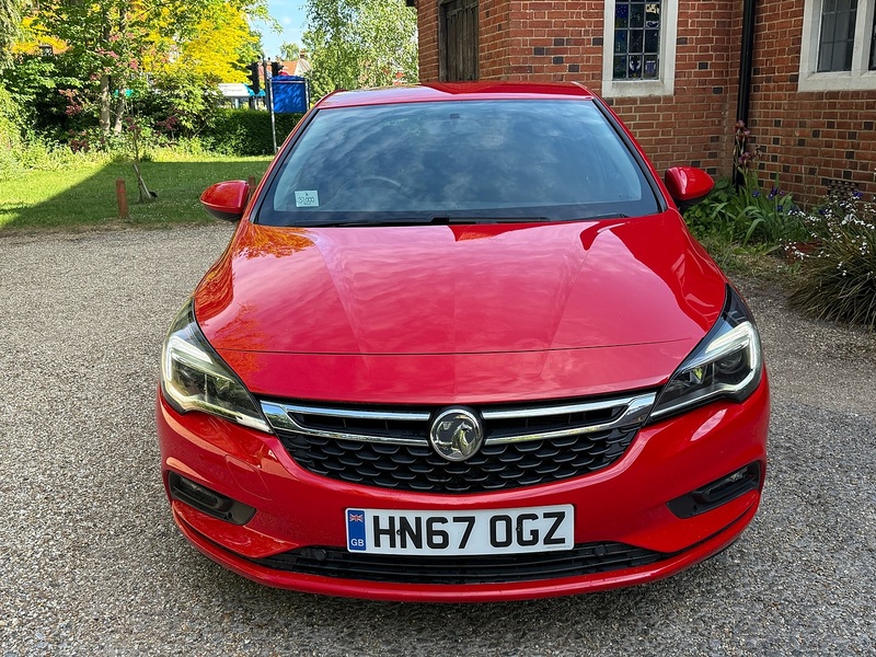 Vauxhall Astra 1.4i Turbo Tech Line Nav Hatchback 5dr Petrol Manual Euro 6 (125 ps) - U10004012