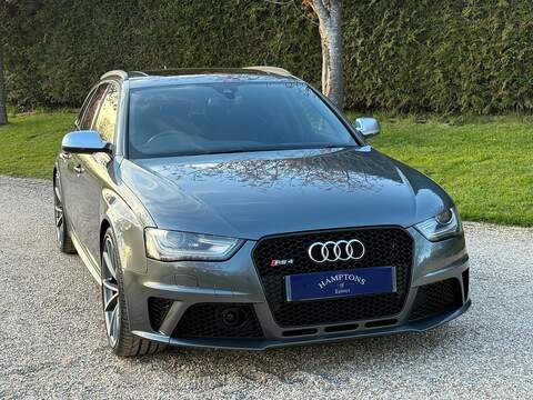 Audi RS4 Avant 4.2 FSI V8 Estate 5dr Petrol S Tronic quattro Euro 5 (450 ps) - U10004013