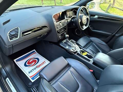 Audi RS4 Avant 4.2 FSI V8 Estate 5dr Petrol S Tronic quattro Euro 5 (450 ps) - U10004013