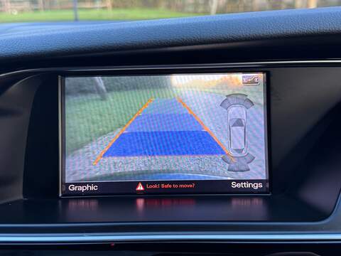 Audi RS4 Avant 4.2 FSI V8 Estate 5dr Petrol S Tronic quattro Euro 5 (450 ps) - U10004013