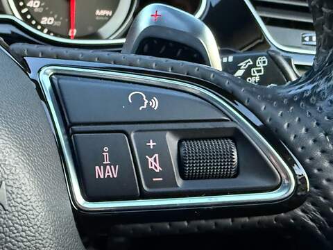 Audi RS4 Avant 4.2 FSI V8 Estate 5dr Petrol S Tronic quattro Euro 5 (450 ps) - U10004013