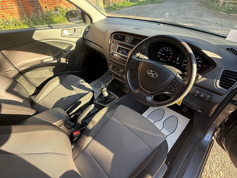 Hyundai i20 1.0 T-GDi Premium Euro 6 (s/s) 5dr - U10004015