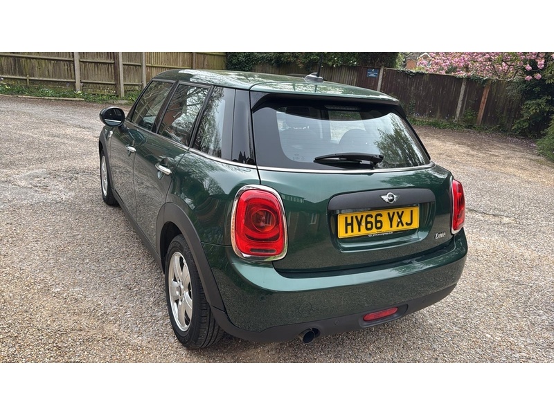 MINI Hatch 1.2 One Hatchback 5dr Petrol Auto Euro 6 (s/s) (102 ps) - U10004023