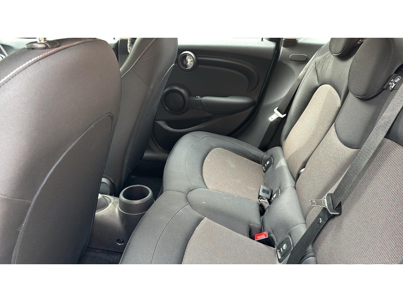 MINI Hatch 1.2 One Hatchback 5dr Petrol Auto Euro 6 (s/s) (102 ps) - U10004023