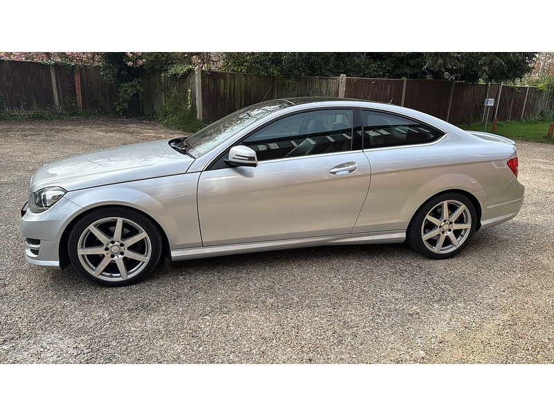 Mercedes-Benz C Class 2.1 C250 CDI AMG Sport Edition Coupe 2dr Diesel G-Tronic+ Euro 5 (s/s) (204 ps) - U10004024