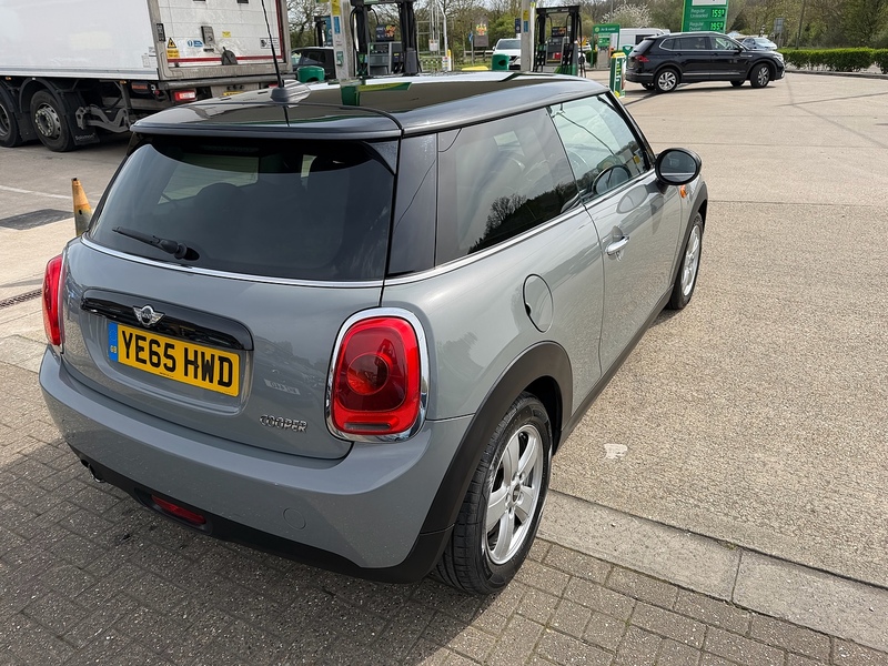 MINI Hatch 1.5 Cooper Hatchback 3dr Petrol Auto Euro 6 (s/s) (136 ps) - U10004025