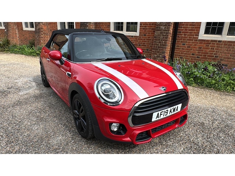 MINI Convertible 1.5 Cooper Sport Convertible 2dr Petrol Manual Euro 6 (s/s) (136 ps) - U10004028