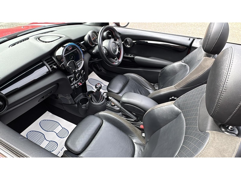 MINI Convertible 1.5 Cooper Sport Convertible 2dr Petrol Manual Euro 6 (s/s) (136 ps) - U10004028