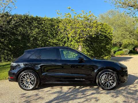 Porsche Macan 2.9T V6 Turbo SUV 5dr Petrol PDK 4WD Euro 6 (s/s) (440 ps) - U10004029
