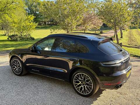 Porsche Macan 2.9T V6 Turbo SUV 5dr Petrol PDK 4WD Euro 6 (s/s) (440 ps) - U10004029