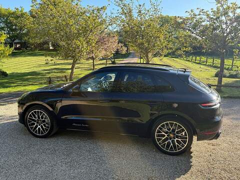 Porsche Macan 2.9T V6 Turbo SUV 5dr Petrol PDK 4WD Euro 6 (s/s) (440 ps) - U10004029