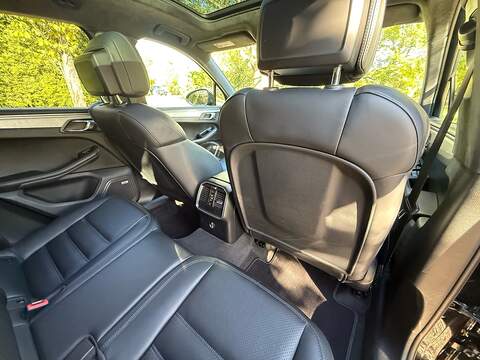 Porsche Macan 2.9T V6 Turbo SUV 5dr Petrol PDK 4WD Euro 6 (s/s) (440 ps) - U10004029