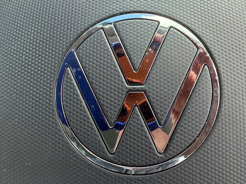 Volkswagen Tiguan Tiguan Elegance SUV 1 Automatic Petrol - U10004033