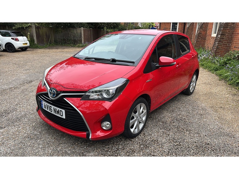 Toyota Yaris 1.5 VVT-h Excel Hatchback 5dr Petrol Hybrid E-CVT Euro 6 (15in Alloy) (101 ps) - U10004040