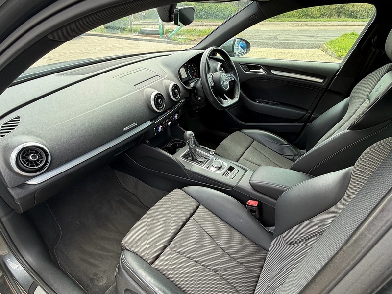 Audi A3 1.5 TFSI CoD 35 S line Sportback 5dr Petrol S Tronic Euro 6 (s/s) (150 ps) - U10004041