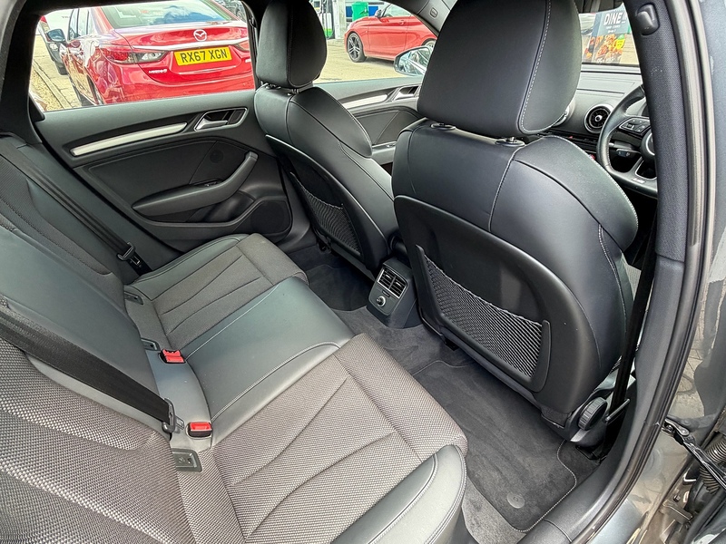 Audi A3 1.5 TFSI CoD 35 S line Sportback 5dr Petrol S Tronic Euro 6 (s/s) (150 ps) - U10004041
