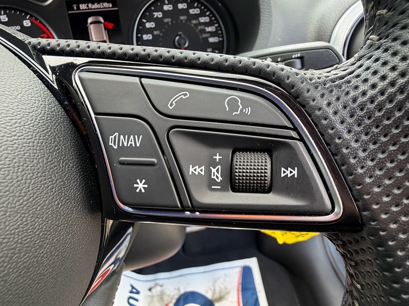 Audi A3 1.5 TFSI CoD 35 S line Sportback 5dr Petrol S Tronic Euro 6 (s/s) (150 ps) - U10004041