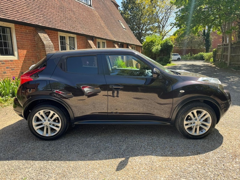 Nissan Juke 1.6 Acenta Premium SUV 5dr Petrol Manual Euro 5 (s/s) (117 ps) - U10004044