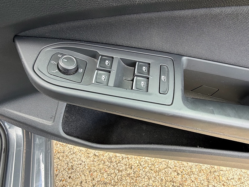 Volkswagen Golf 1.5 TSI Style Hatchback 5dr Petrol Manual Euro 6 (s/s) (150 ps) - U10004046