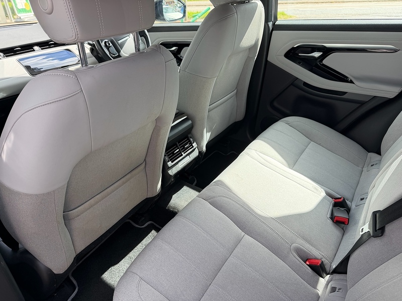 Land Rover Range Rover Evoque 1.5 P300e 12.2kWh R-Dynamic SE SUV 5dr Petrol Plug-in Hybrid Auto 4WD Euro 6 (s/s) (309 ps) - U10004052