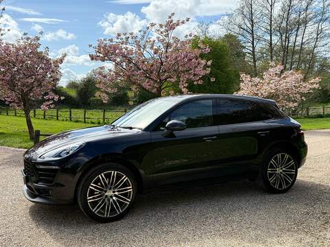 Porsche Macan 2.0T SUV 5dr Petrol PDK 4WD Euro 6 (s/s) (252 ps) - U10004057