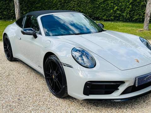 Porsche 911 3.0T 992 4 GTS Targa PDK 4WD Euro 6 (s/s) 2dr - U10004062