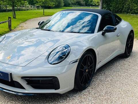Porsche 911 3.0T 992 4 GTS Targa PDK 4WD Euro 6 (s/s) 2dr - U10004062