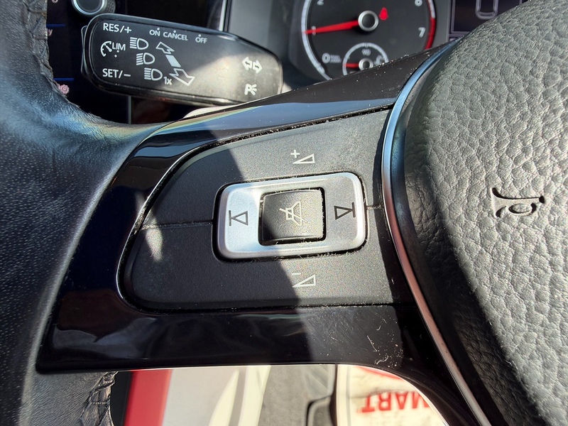 Volkswagen Polo 1.0 TSI GPF beats Hatchback 5dr Petrol DSG Euro 6 (s/s) (95 ps) - U10004069