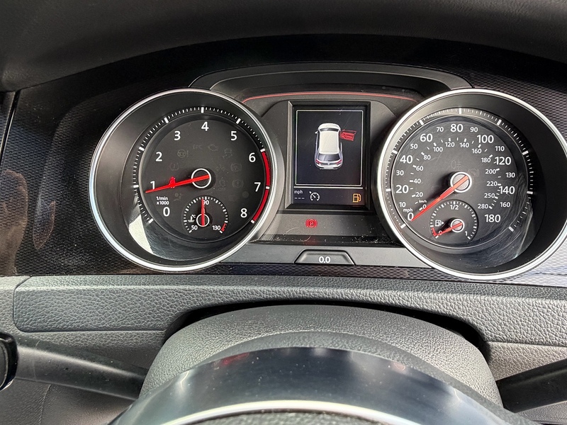 Volkswagen Golf 2.0 TSI BlueMotion Tech GTI Launch Hatchback 3dr Petrol Manual Euro 6 (s/s) (220 ps) - U10004071