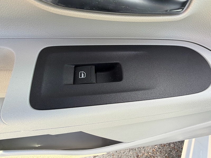 Volkswagen up! 1.0 up! beats Hatchback 3dr Petrol Manual Euro 6 (60 ps) - U10004072