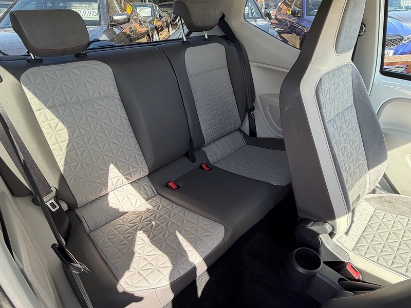 Volkswagen up! 1.0 up! beats Hatchback 3dr Petrol Manual Euro 6 (60 ps) - U10004072