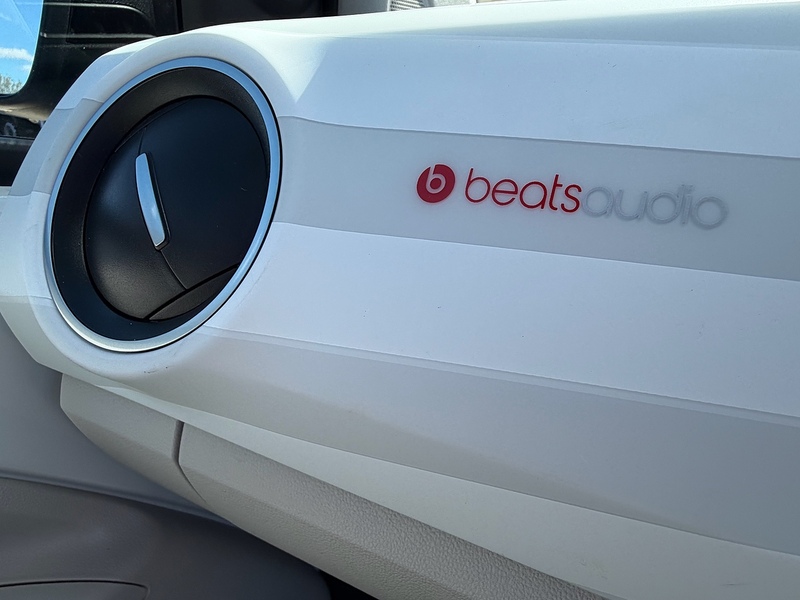 Volkswagen up! 1.0 up! beats Hatchback 3dr Petrol Manual Euro 6 (60 ps) - U10004072
