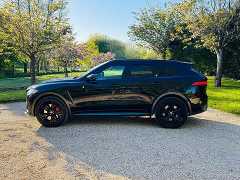 Jaguar F-PACE 5.0 V8 SVR Quickshift AWD Euro 6 (s/s) 5dr - U10004076