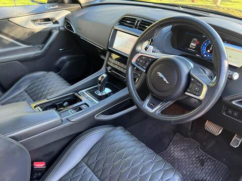 Jaguar F-PACE 5.0 V8 SVR Quickshift AWD Euro 6 (s/s) 5dr - U10004076